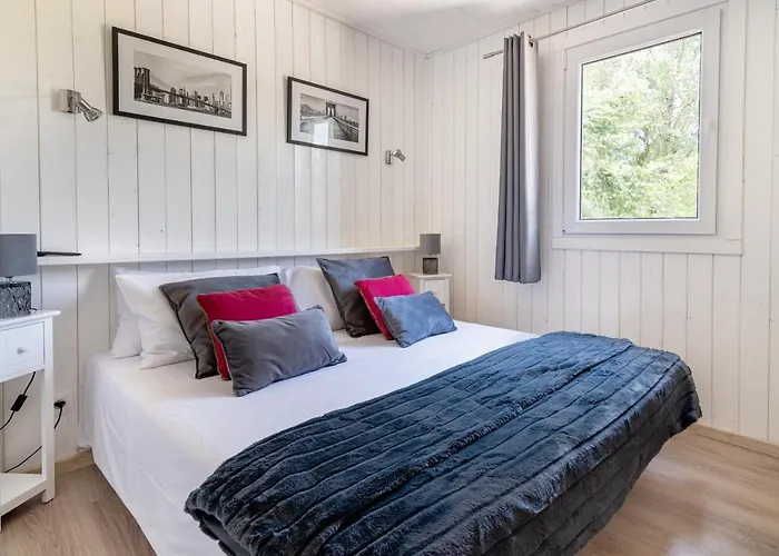 Les Minis Homes Du Bugey - Eco-Lodge City, Un Refuge En Hyper Centre